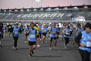 BIB: 50604
                            <button type="button" onclick="openModal(10462747)" class="btn btn-primary btn-sm float-right btn-popup" data-toggle="modal" data-target=".modal-high-quality">
                        <i class="fas fa-shopping-cart"></i> Add to Cart
                    </button>
                                            <button type="button" onclick="isThisMe(10462747, true)" class="btn btn-success btn-sm float-right btn-popup btn-isme hidden" data-toggle="tooltip" data-placement="bottom" title="นี่คือรูปของคุณใช่ไหม คลิกที่นี่เพื่อเอาเข้าอัลบั้ม">
                        <i class="fas fa-plus"></i> Add to album
                    </button>
                    <button type="button" onclick="isThisMe(10462747, false)" class="btn btn-warning btn-sm float-right btn-popup btn-isnotme hidden">
                        <i class="fas fa-ban"></i> Remove from album
                    </button>